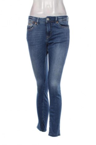 Blugi de femei Herrlicher, Mărime M, Culoare Albastru, Preț 200,00 Lei