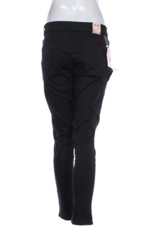 Dámske džínsy  LD Style, Veľkosť XL, Farba Čierna, Cena  17,95 €