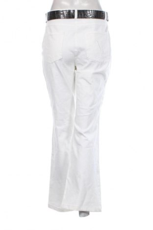 Damen Jeans Madeleine, Größe M, Farbe Weiß, Preis € 14,99
