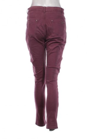 Női farmernadrág Moon Girl, Méret M, Szín Lila, Ár 6 198 Ft