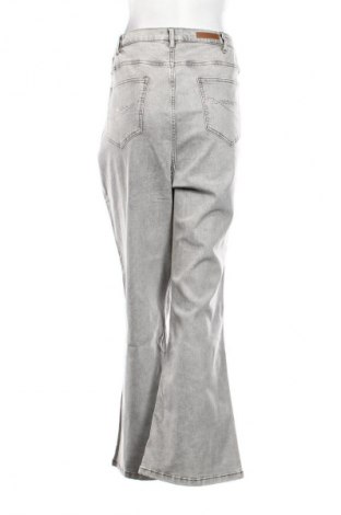 Дамски дънки Paola, Размер 3XL, Цвят Черен, Цена 15,00 €