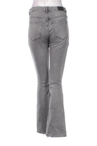 Damen Jeans Perfect Jeans By Gina Tricot, Größe S, Farbe Grau, Preis 17,00 €