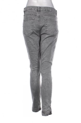 Γυναικείο Τζίν Primark, Μέγεθος XL, Χρώμα Γκρί, Τιμή 11,99 €