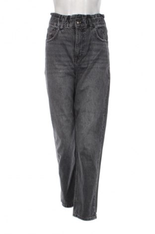 Női farmernadrág Pull&Bear, Méret S, Szín Szürke, Ár 6 198 Ft