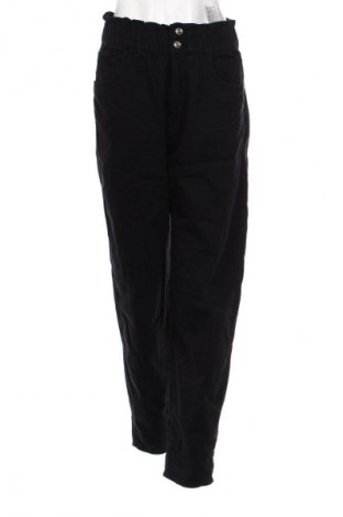 Дамски дънки Pull&Bear, Размер M, Цвят Черен, Цена 15,00 €
