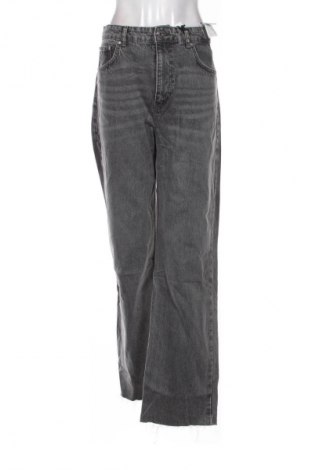 Дамски дънки Pull&Bear, Размер XL, Цвят Сив, Цена 24,03 €