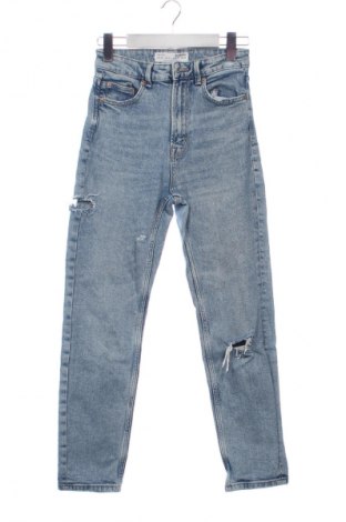 Dámske džínsy  Stradivarius, Veľkosť S, Farba Modrá, Cena  15,00 €