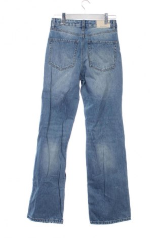 Дамски дънки Stradivarius, Размер XS, Цвят Син, Цена 15,93 €