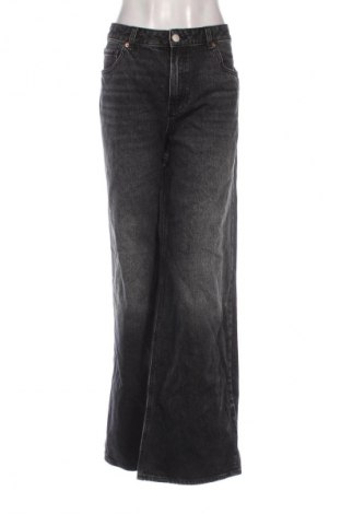 Damen Jeans Stradivarius, Größe XL, Farbe Grau, Preis 13,99 €