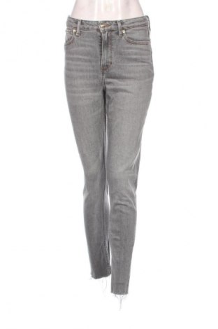 Damskie jeansy Tommy Hilfiger, Rozmiar S, Kolor Szary, Cena 122,99 zł