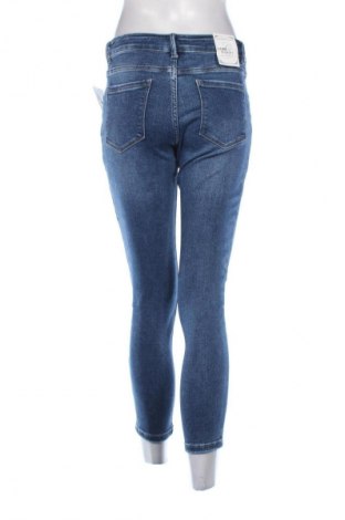 Damskie jeansy Unbranded, Rozmiar S, Kolor Kolorowy, Cena 126,43 zł