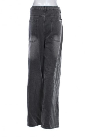 Дамски дънки Unbranded, Размер M, Цвят Черен, Цена 7,15 €