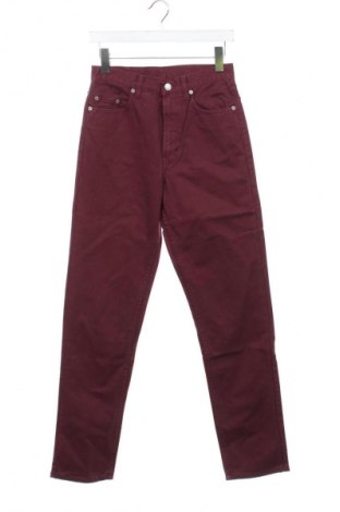 Damskie jeansy United Colors Of Benetton, Rozmiar S, Kolor Czerwony, Cena 257,21 zł