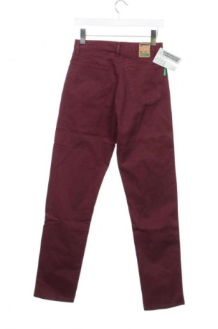 Damskie jeansy United Colors Of Benetton, Rozmiar S, Kolor Czerwony, Cena 257,21 zł