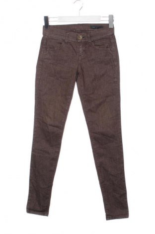 Damskie jeansy United Colors Of Benetton, Rozmiar XS, Kolor Brązowy, Cena 45,99 zł