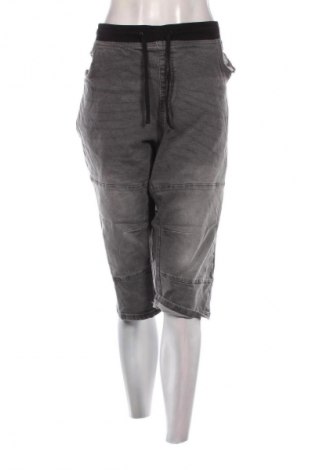 Damen Jeans X-Mail, Größe 5XL, Farbe Mehrfarbig, Preis € 8,99