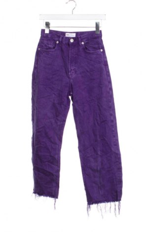 Damskie jeansy Zara, Rozmiar XXS, Kolor Fioletowy, Cena 52,99 zł