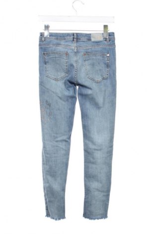 Blugi de femei Zara, Mărime M, Culoare Albastru, Preț 72,99 Lei