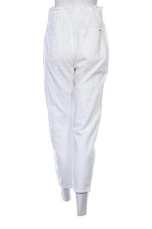 Дамски дънки Zara, Размер S, Цвят Бял, Цена 13,80 €