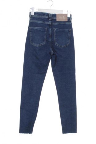 Blugi de femei Zara, Mărime XS, Culoare Albastru, Preț 72,99 Lei