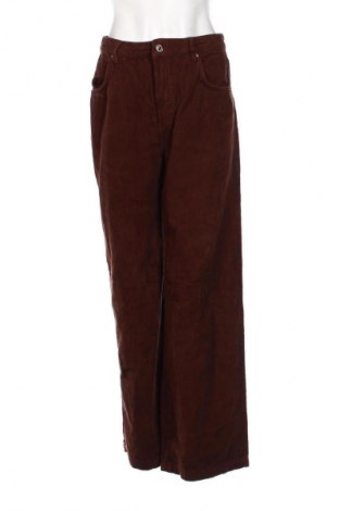 Damen Cordhose Bershka, Größe M, Farbe Braun, Preis € 8,99