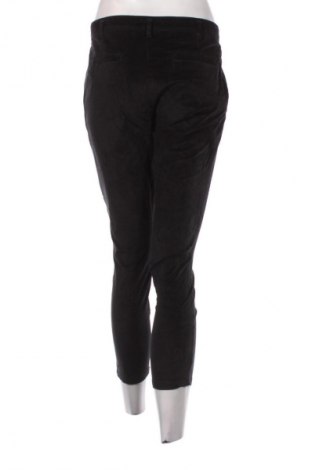 Pantaloni de velvet de femei United Colors Of Benetton, Mărime M, Culoare Negru, Preț 53,99 Lei