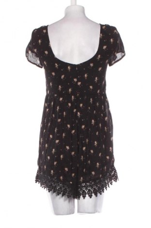 Kurzer Damenoverall Pull&Bear, Größe S, Farbe Mehrfarbig, Preis 19,97 €