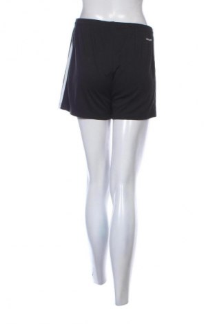 Pantaloni scurți de femei Adidas, Mărime M, Culoare Negru, Preț 90,61 Lei
