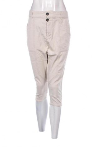 Dámske kraťasy  BZR Bruuns Bazaar, Veľkosť M, Farba Béžová, Cena  25,00 €