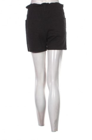 Pantaloni scurți de femei Beloved, Mărime S, Culoare Negru, Preț 50,58 Lei