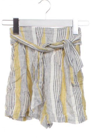 Дамски къс панталон Bershka, Размер XXS, Цвят Многоцветен, Цена 5,62 €