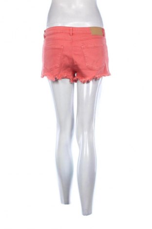 Γυναικείο κοντό παντελόνι Bershka, Μέγεθος M, Χρώμα Κόκκινο, Τιμή 10,00 €