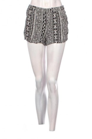 Damen Shorts Clockhouse, Größe S, Farbe Mehrfarbig, Preis 5,99 €