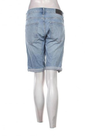 Дамски къс панталон Dressmann, Размер L, Цвят Многоцветен, Цена 7,66 €