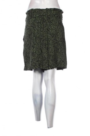 Дамски къс панталон Editor's Cut, Размер XL, Цвят Многоцветен, Цена 16,36 €