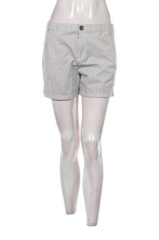 Női rövidnadrág F&F, Méret M, Szín Sokszínű, Ár 2 945 Ft