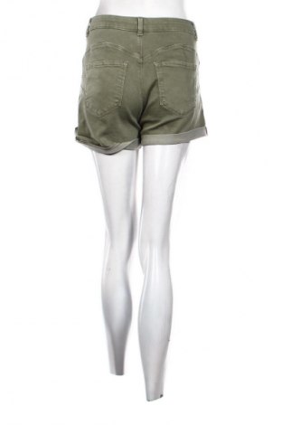 Pantaloni scurți de femei Fb Sister, Mărime S, Culoare Verde, Preț 35,99 Lei