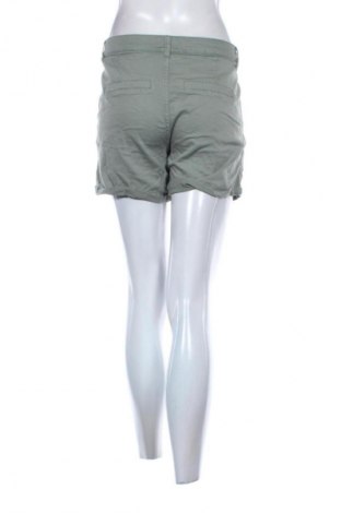 Dámské kraťasy  Garcia, Velikost L, Barva Zelená, Cena  209,00 Kč