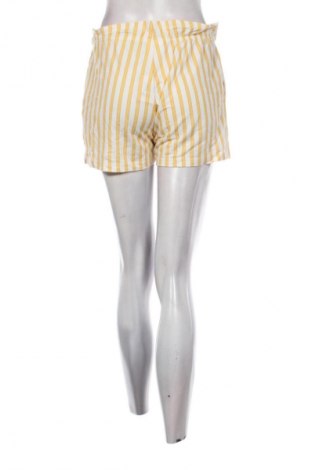 Дамски къс панталон Gina Tricot, Размер S, Цвят Многоцветен, Цена 10,00 €