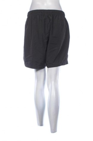 Pantaloni scurți de femei H&M, Mărime XL, Culoare Negru, Preț 28,99 Lei