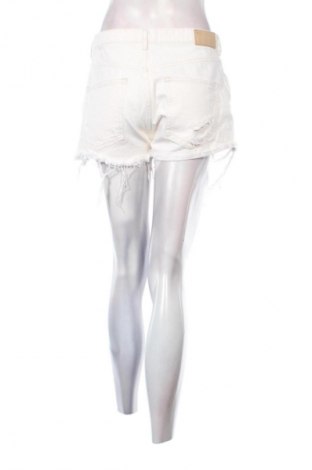 Γυναικείο κοντό παντελόνι H&M, Μέγεθος M, Χρώμα Λευκό, Τιμή 10,00 €