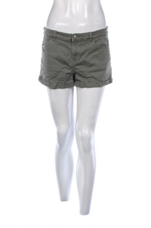 Дамски къс панталон H&M, Размер L, Цвят Зелен, Цена 10,00 €