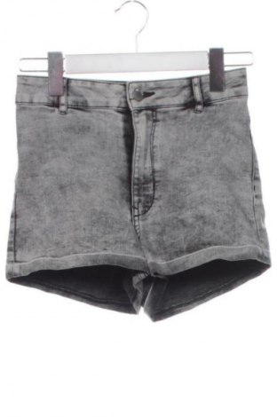 Női rövidnadrág H&M Divided, Méret S, Szín Szürke, Ár 2 899 Ft