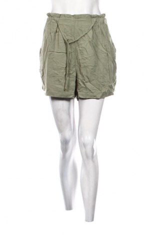 Damen Shorts House, Größe L, Farbe Grün, Preis € 9,70