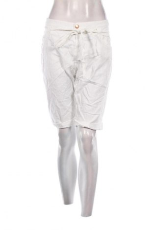 Damen Shorts Janina, Größe XXL, Farbe Weiß, Preis € 9,99