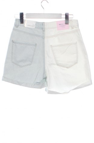 Дамски къс панталон ONLY, Размер XS, Цвят Многоцветен, Цена 13,28 €