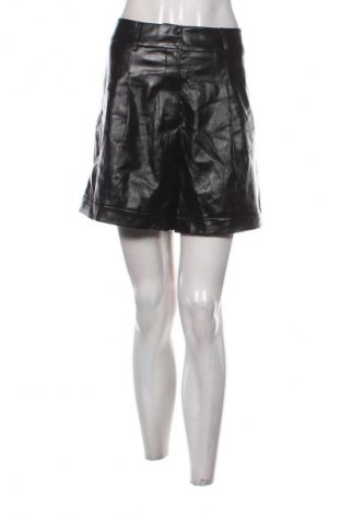 Дамски къс панталон ONLY, Размер L, Цвят Черен, Цена 24,03 €