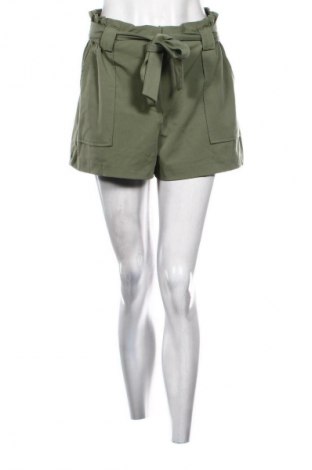Дамски къс панталон Reserved, Размер M, Цвят Зелен, Цена 10,00 €