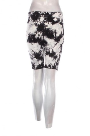 Γυναικείο κοντό παντελόνι Unbranded, Μέγεθος M, Χρώμα Πολύχρωμο, Τιμή 10,00 €