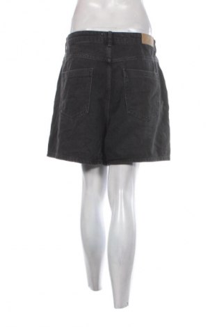 Női rövidnadrág Zara, Méret XL, Szín Szürke, Ár 4 609 Ft